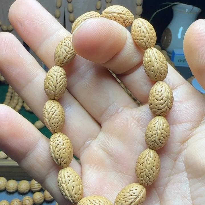 桃核手串麦穗钱袋子