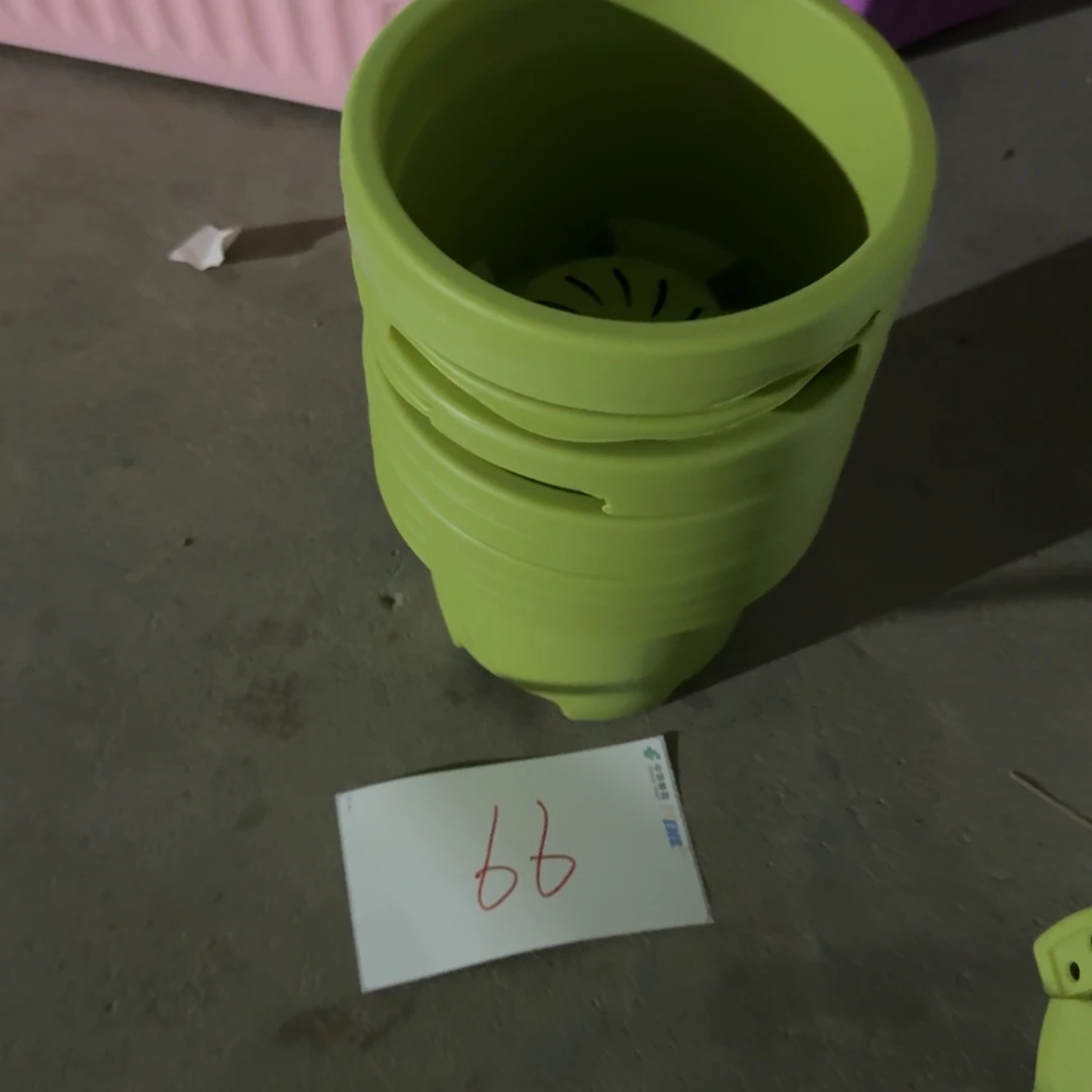 编号是66号的66号的花盆