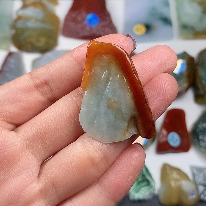 颈饰未镶嵌翡翠祥