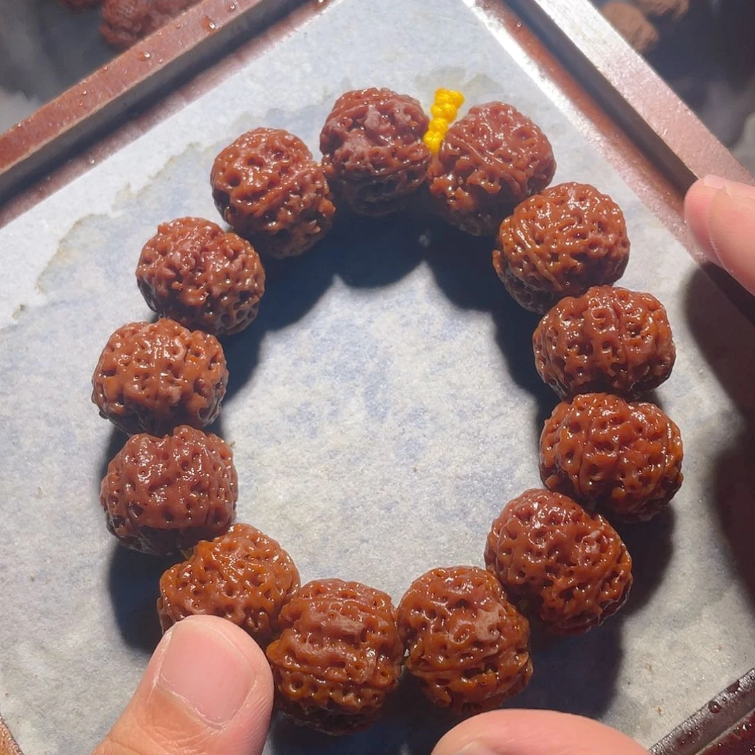 手串金刚菩提25mm粗筋蜂王