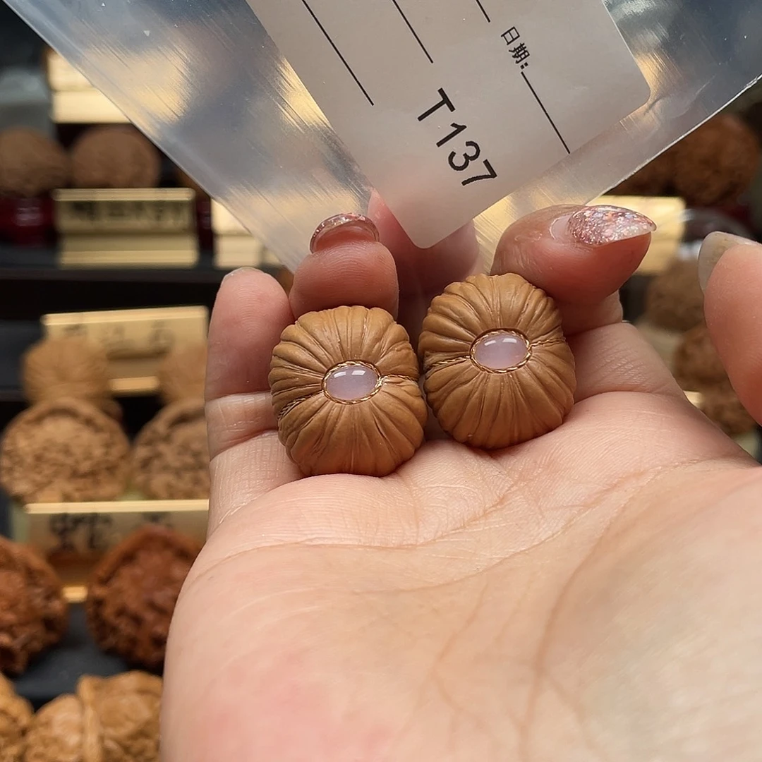 手***辰文玩核桃把件金丝猴头137