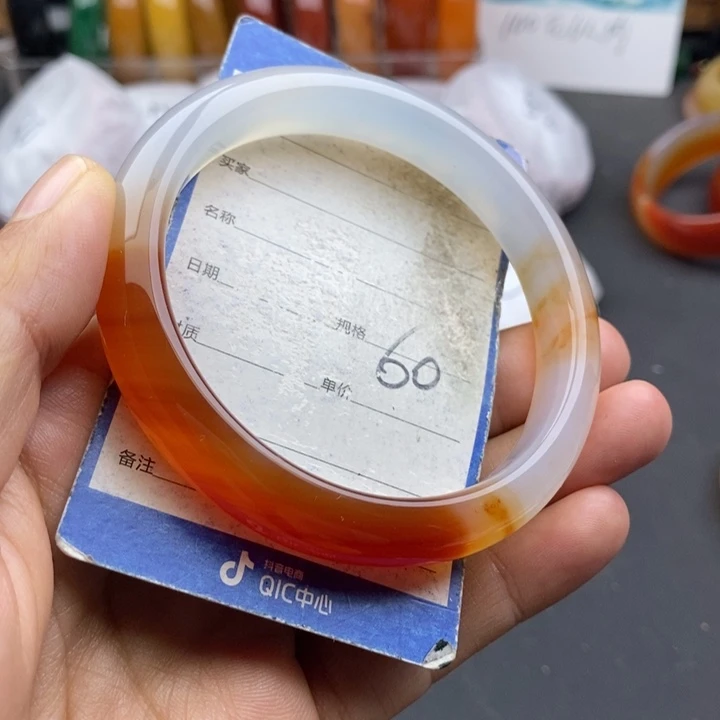 石英质玉未镶嵌手镯
