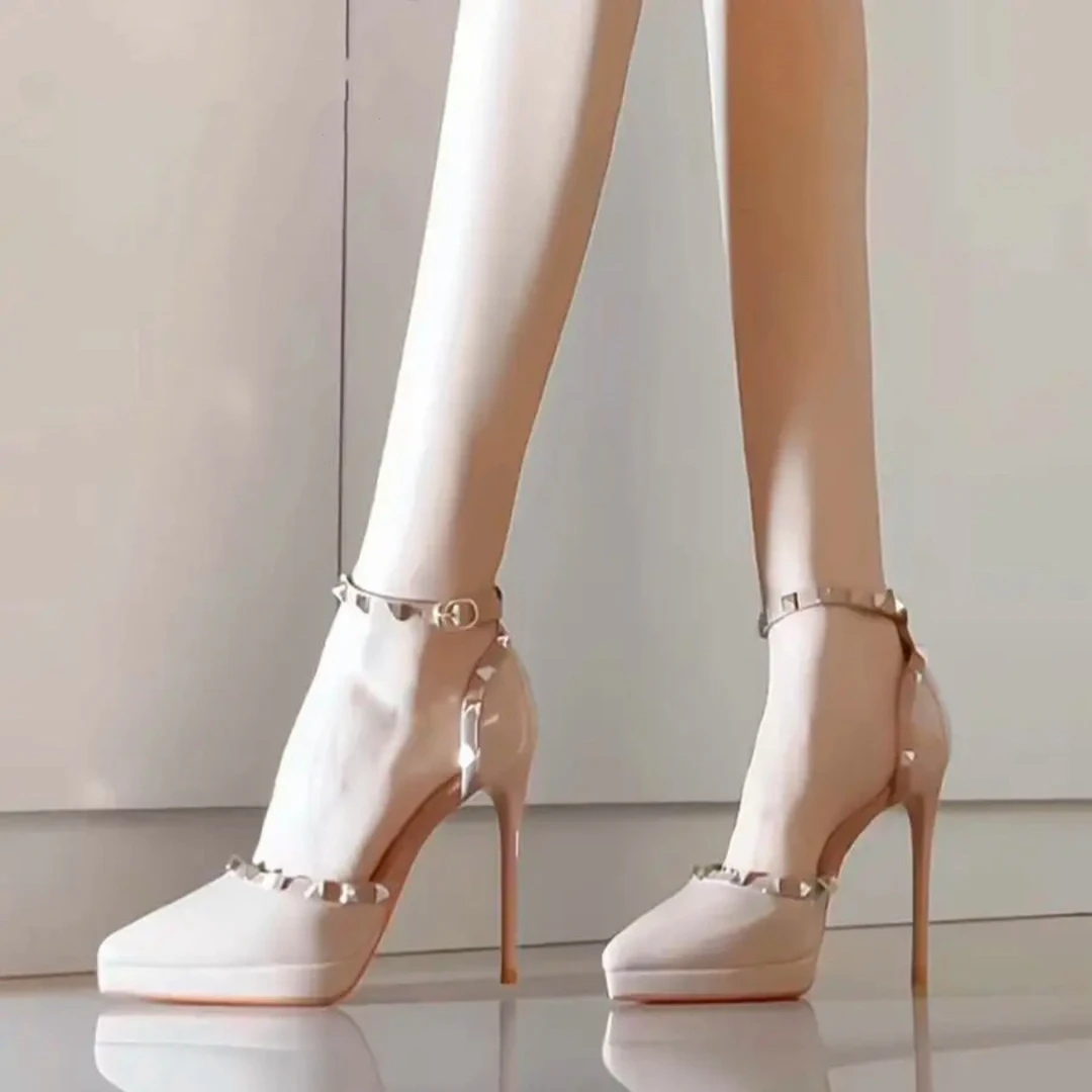 裸色细根高跟鞋女不累脚高级感细跟尖头防水台卯钻小ck轻奢鞋子