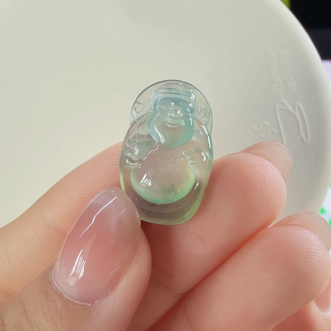 翡翠未镶嵌颈饰财爷爷