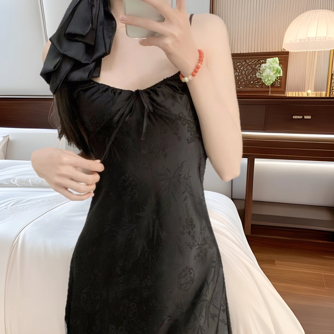 【星缕眠裳】25夏季新款深V聚拢加胸垫新中式提花缎面睡裙可外穿