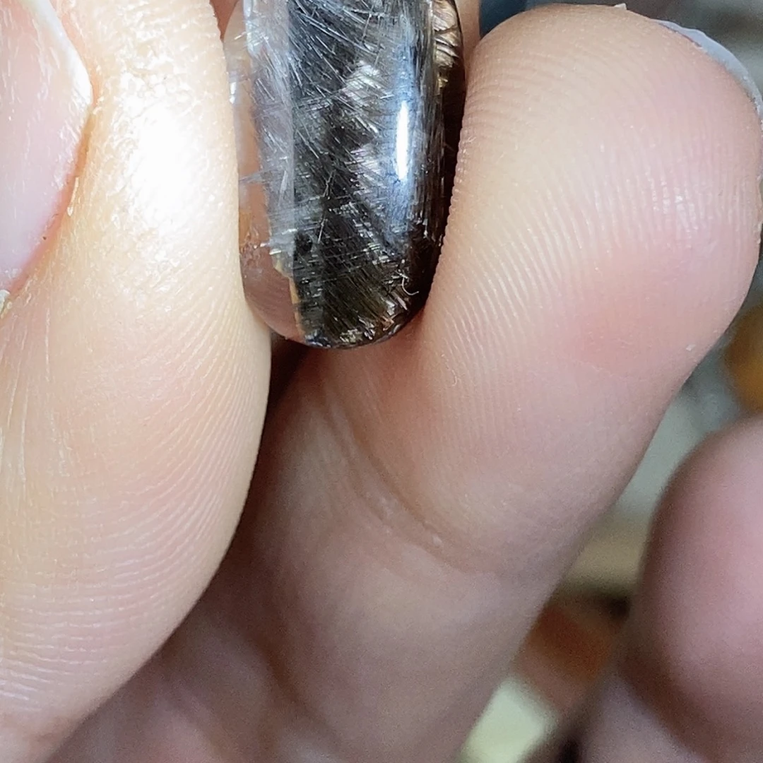 呵***呵水晶未镶嵌颈饰水晶