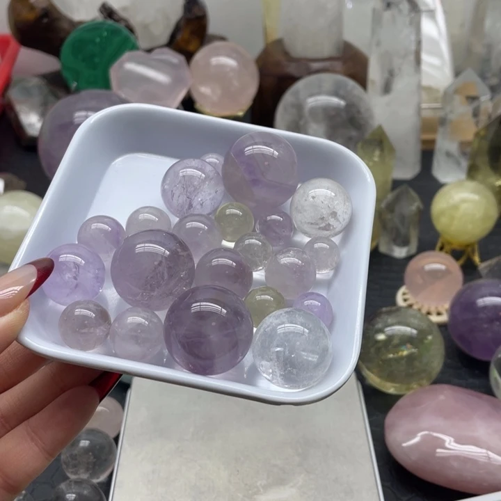 水晶18未镶嵌?****议天然水晶