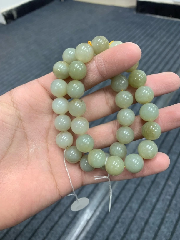 纯天然新疆和田玉卡12 A312