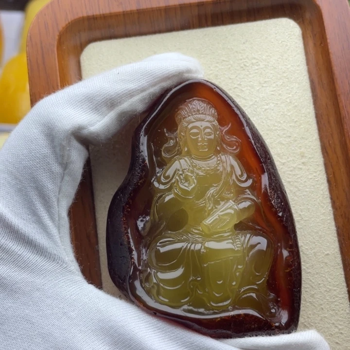 琥珀未镶嵌颈饰天然琥珀蜜蜡