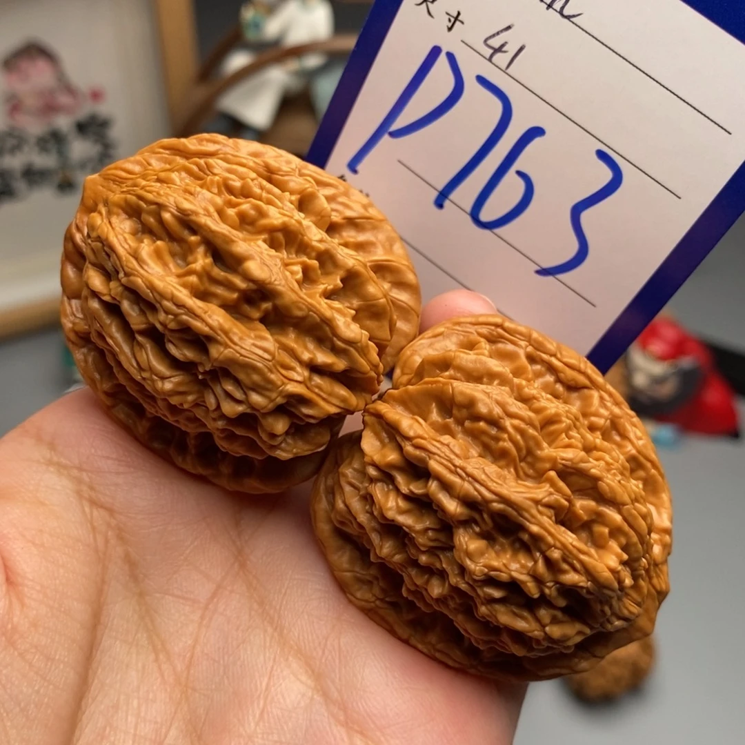 M***x文玩核桃吊坠麦虎41