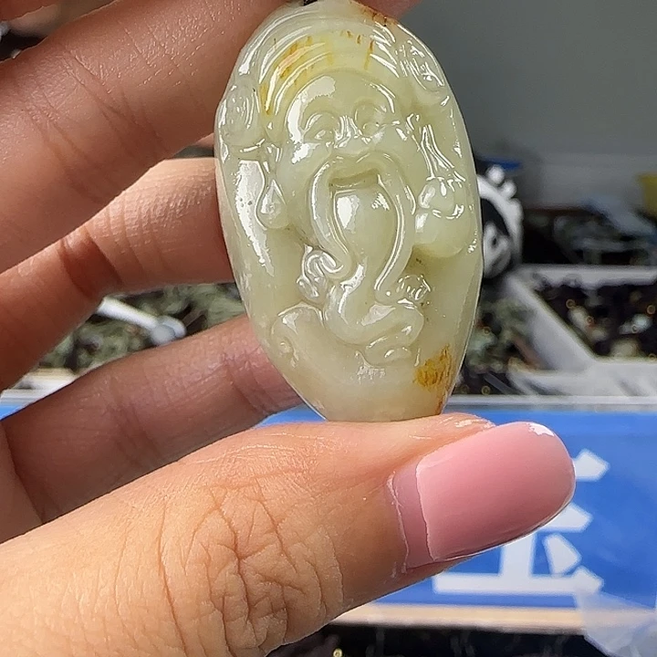 颈饰未镶嵌和田玉