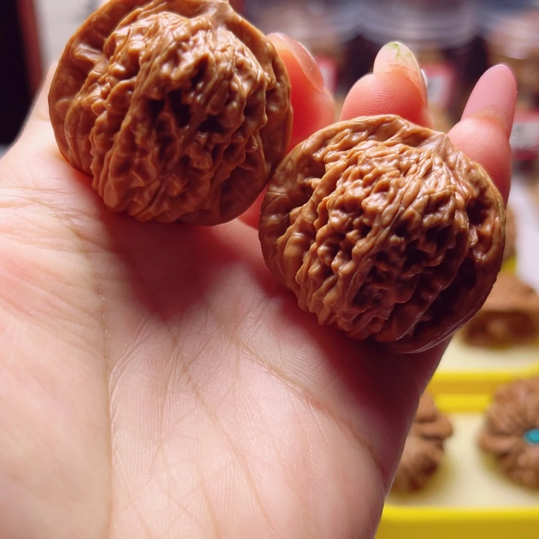 文玩核桃吊坠郭*露小四座楼