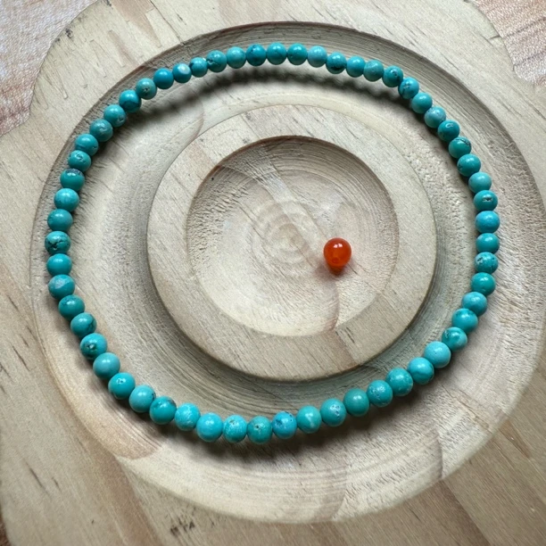 344湖北十堰原矿纯天然无优化瓷釉玉化显白绿松石米珠手串3.6mm