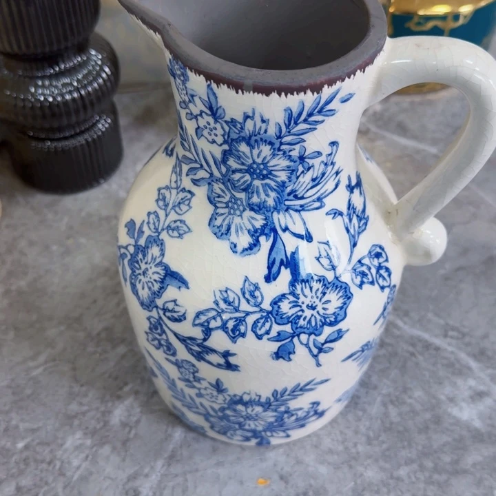 好看的小花瓶好看的小花瓶