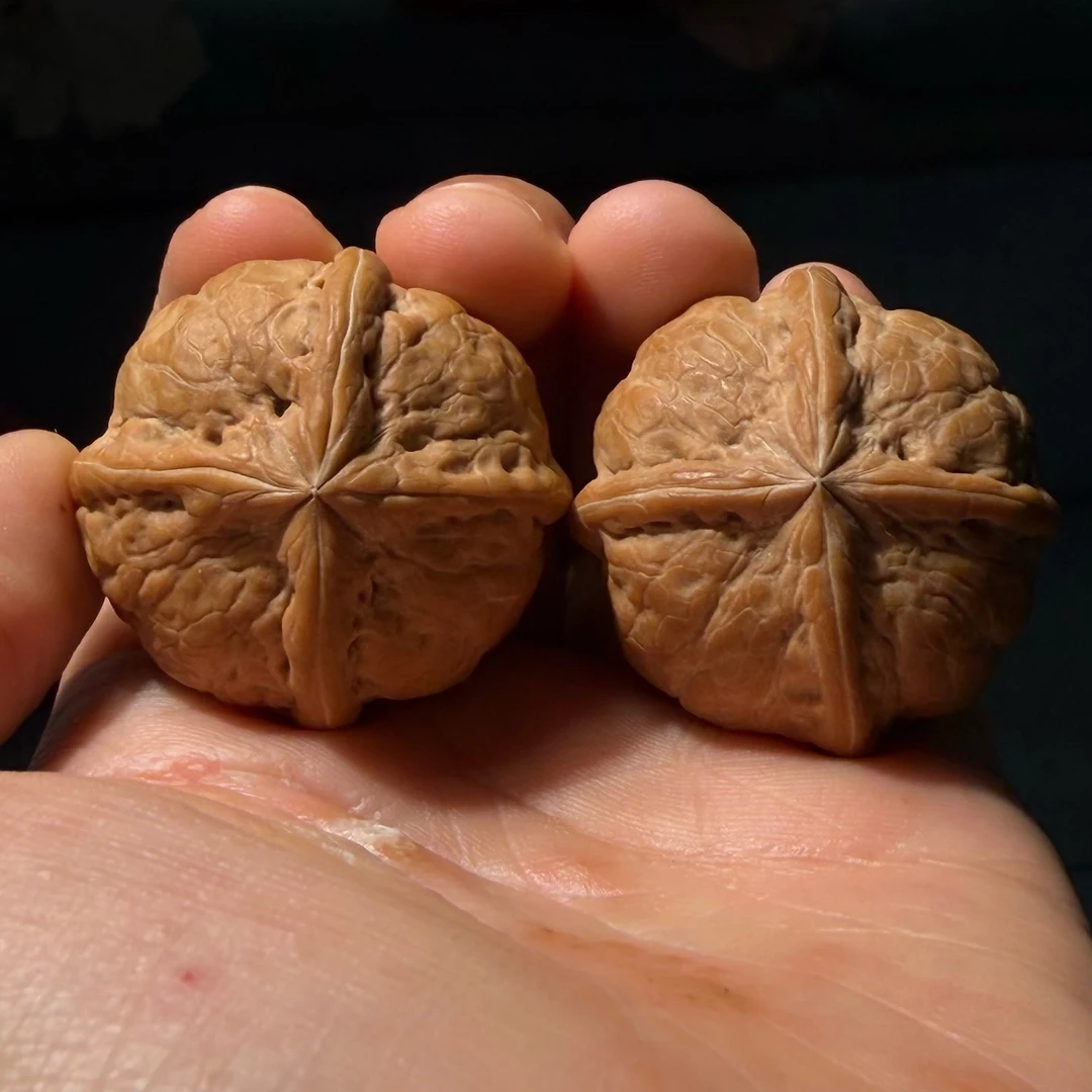 核桃把件铁20号 玉火金砖 款式可选