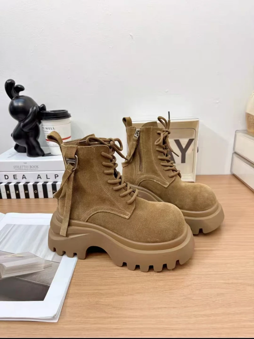 【现货+运费险】磨砂厚底复古马丁靴女2025秋新款短靴子女鞋61315