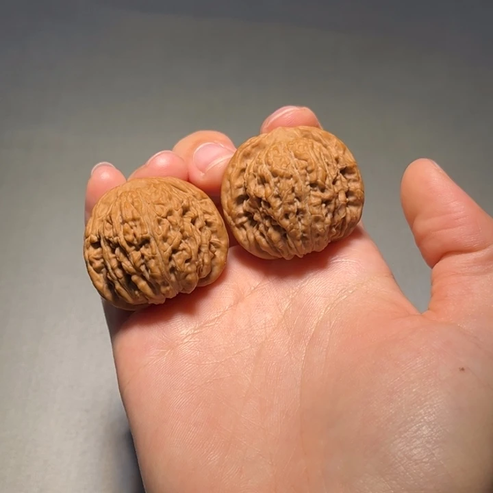 文玩核桃把件四座楼598