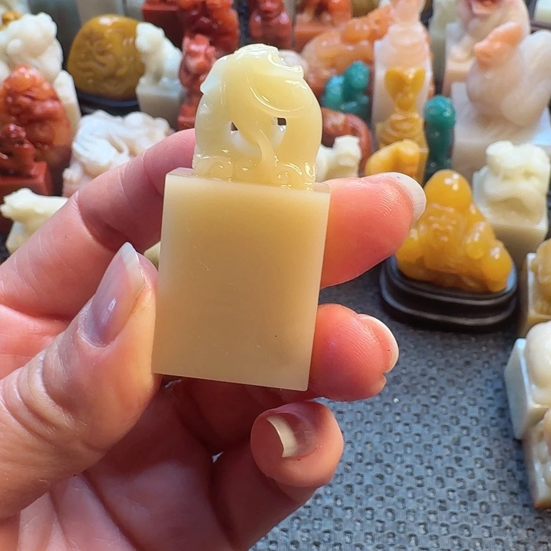 寿山石印石寿山石