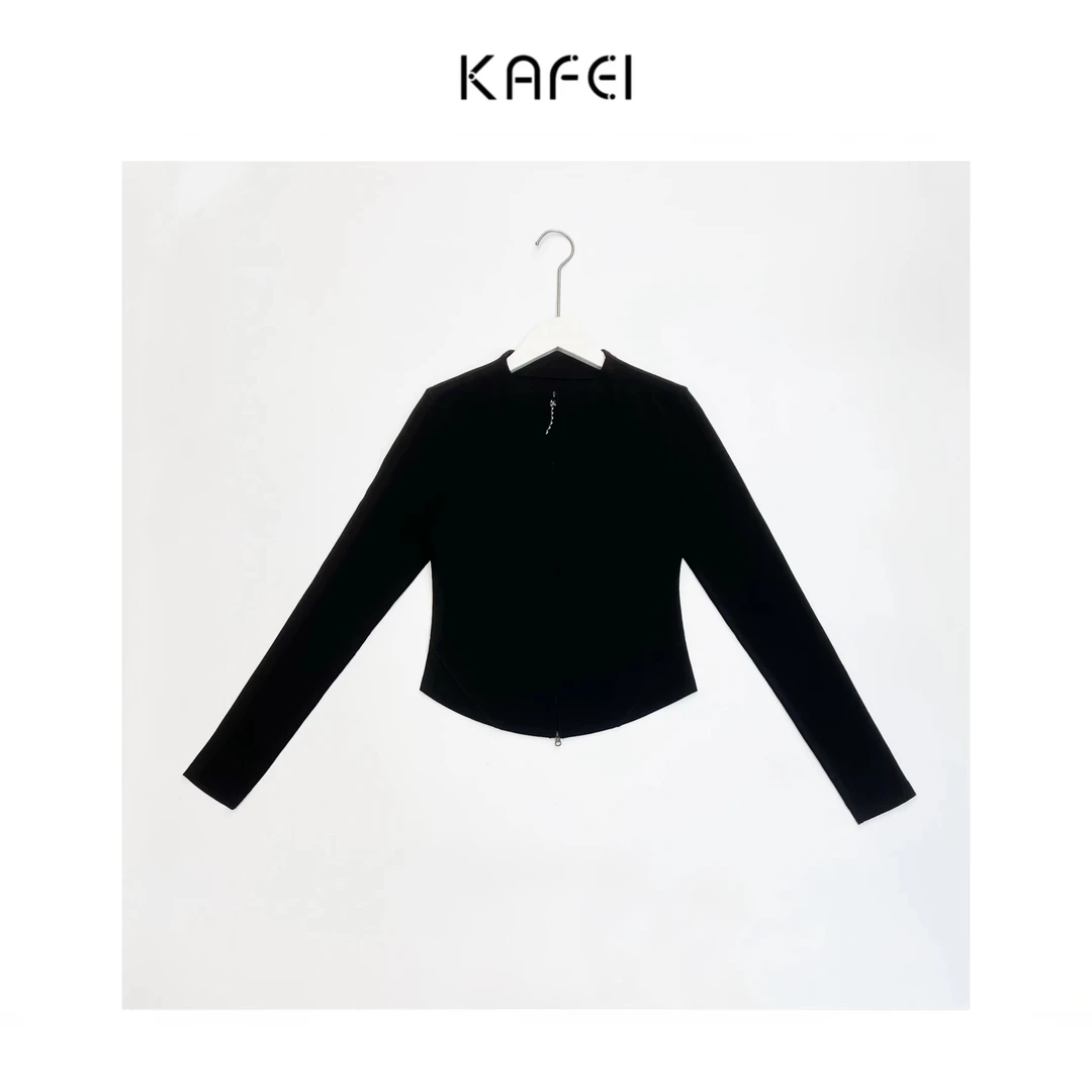 咖妃~【魔镜】螺纹拉链正肩长袖修身显瘦短款打底衫老钱风内搭