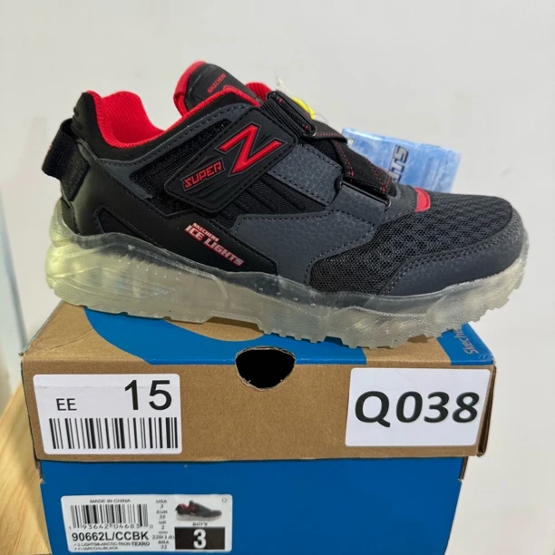 SKECHERS/斯凯奇Q038 男童灯鞋 35码