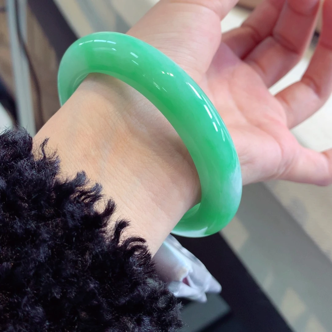 翡翠手镯未镶嵌正圈33（3号）