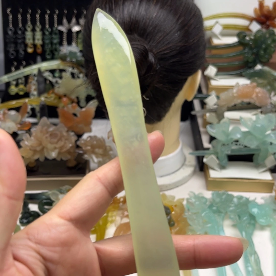 蛇纹石玉合金发簪