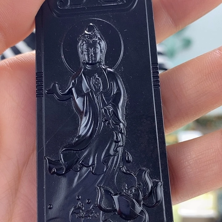 和田玉挂件未镶嵌微瑕