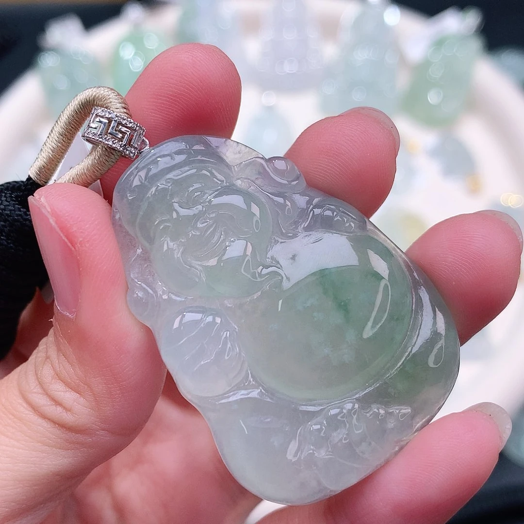 颈饰18K金镶嵌翡翠45.6-32.7-6.2