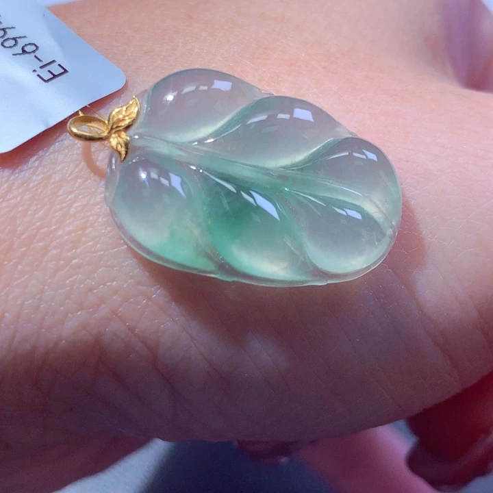 定制翡翠18K金镶嵌翡翠