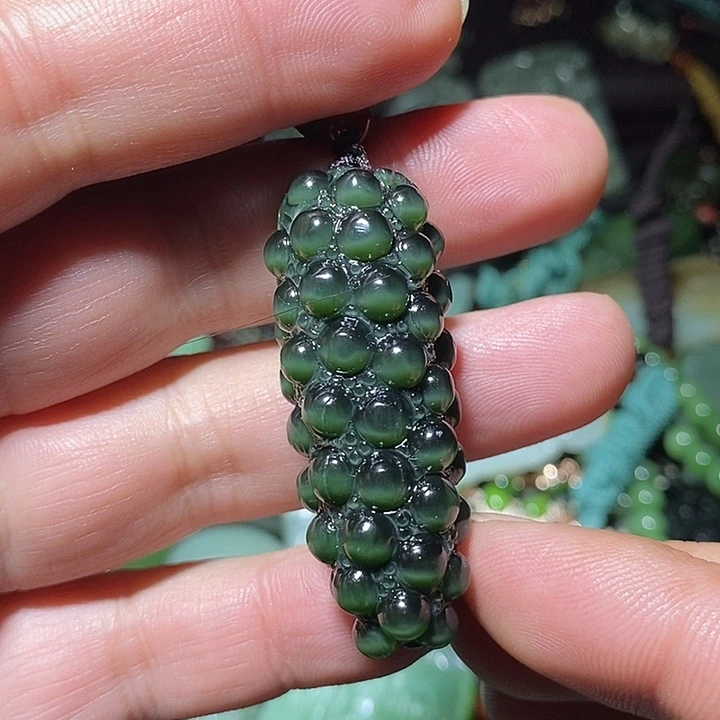 和田玉未镶嵌吊坠(不含链)