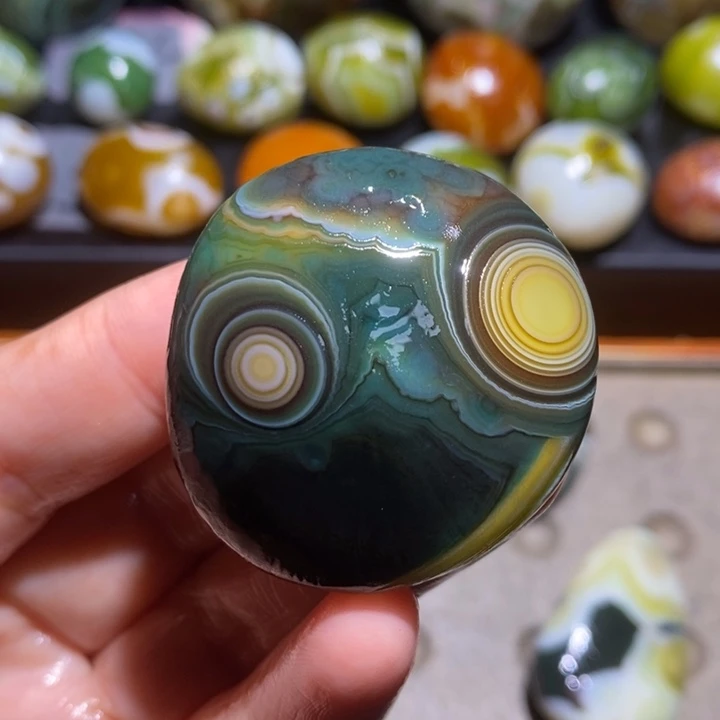 未镶嵌玛瑙/玉髓珠宝半成品28