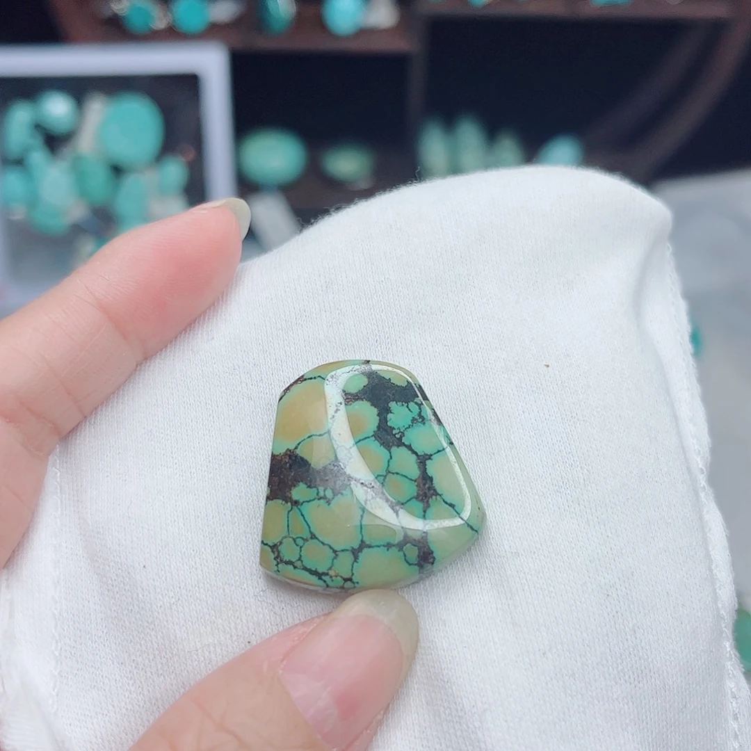 绿松石未镶嵌绿松石