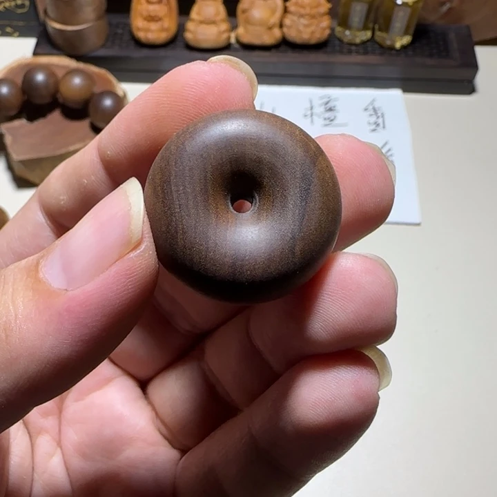 老山檀香黑肉平安扣3×1.5奶香