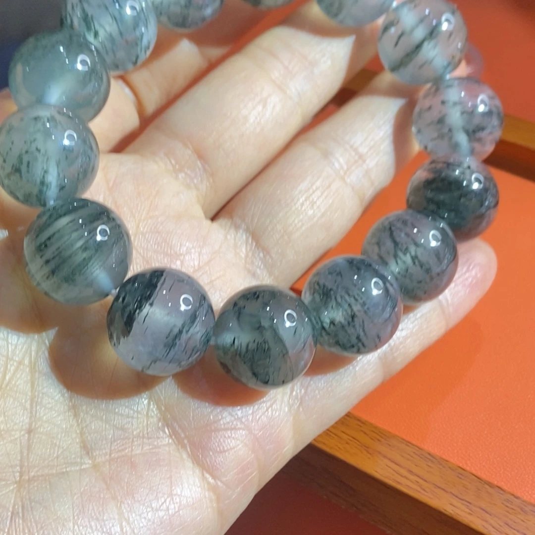 G***仪石英质玉未镶嵌颈饰