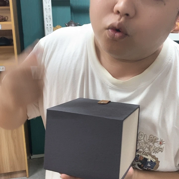 茶壶紫砂紫砂的味道真的