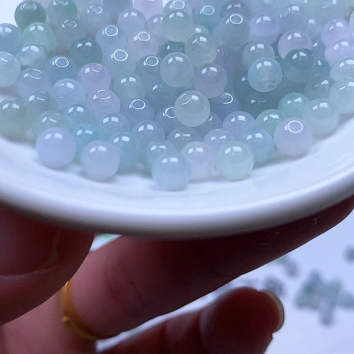 翡翠散珠翡翠翡翠卡5.1。 25颗100元