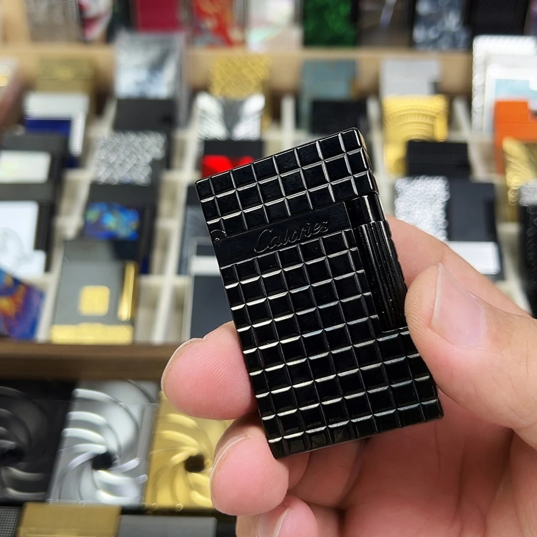铜黑的棋盘格卡路单机简装