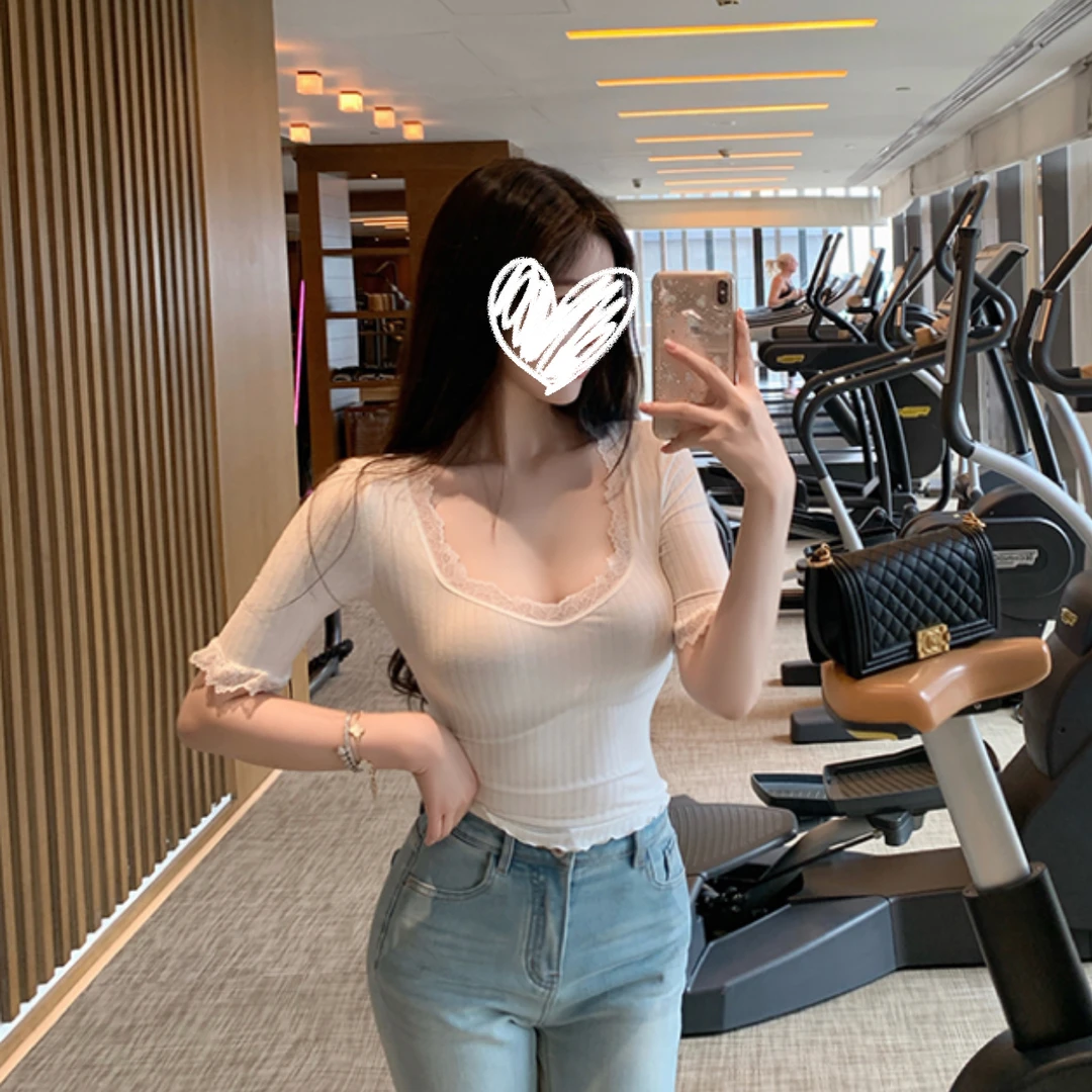 法式薄款性感蕾丝拼接纯欲风圆领针织T恤女辣妹设计感夏季 9918#