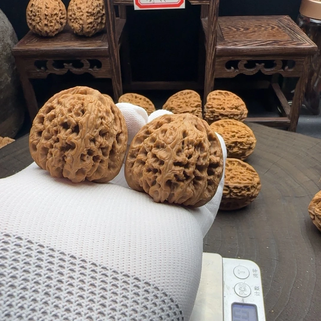 文玩核桃吊坠乐**羽45墩子