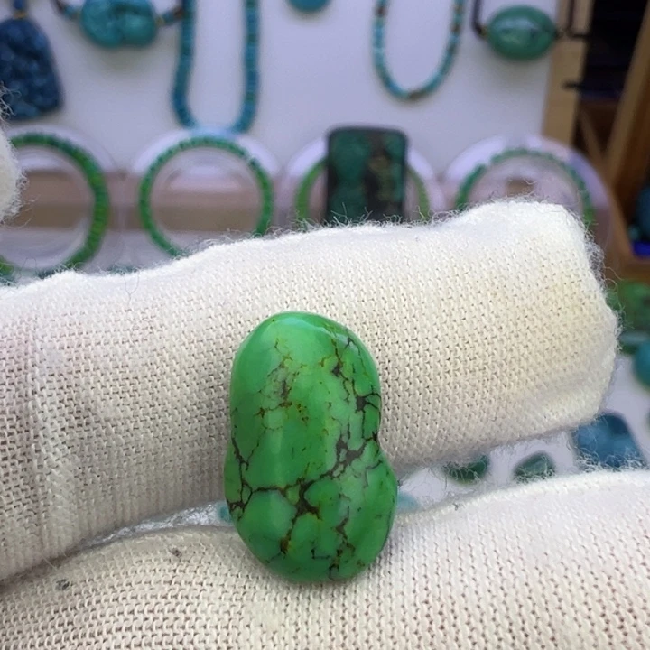 菜籽绿随行吊坠9.6mm兰