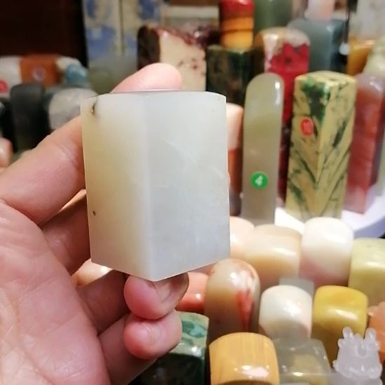 辽宁石印石辽宁石白冻石