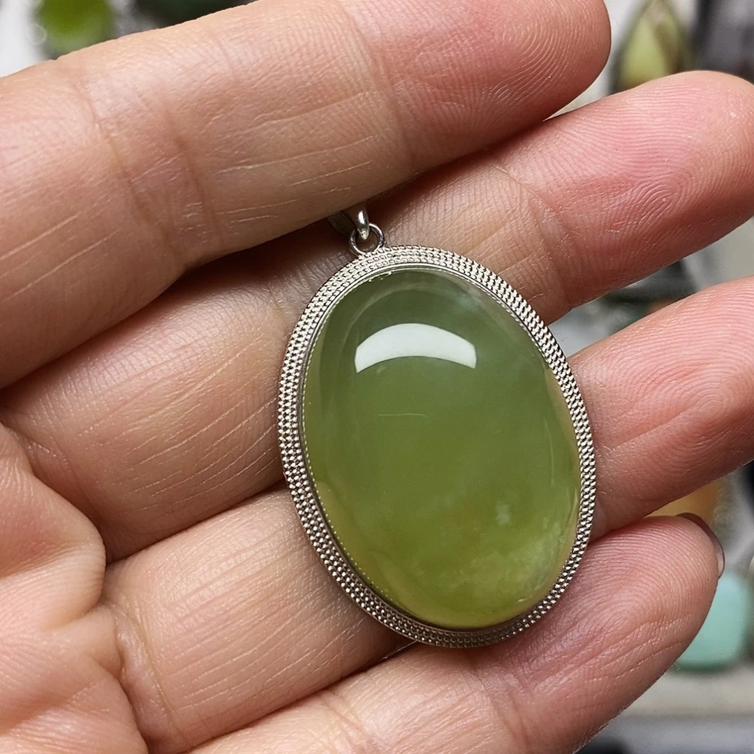 蛇纹石玉银S925镶嵌吊坠