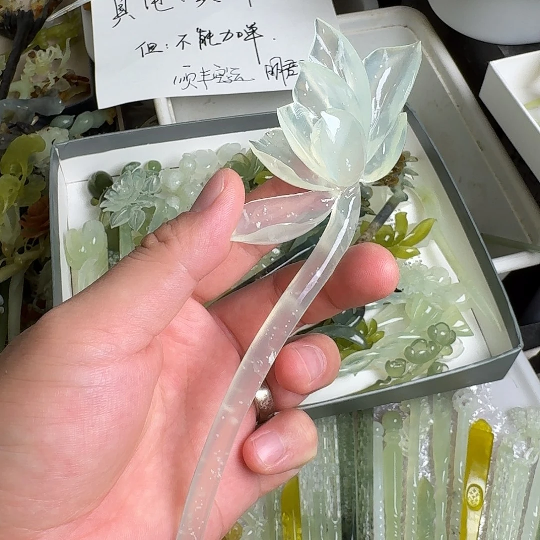 蛇纹石玉未镶嵌发饰