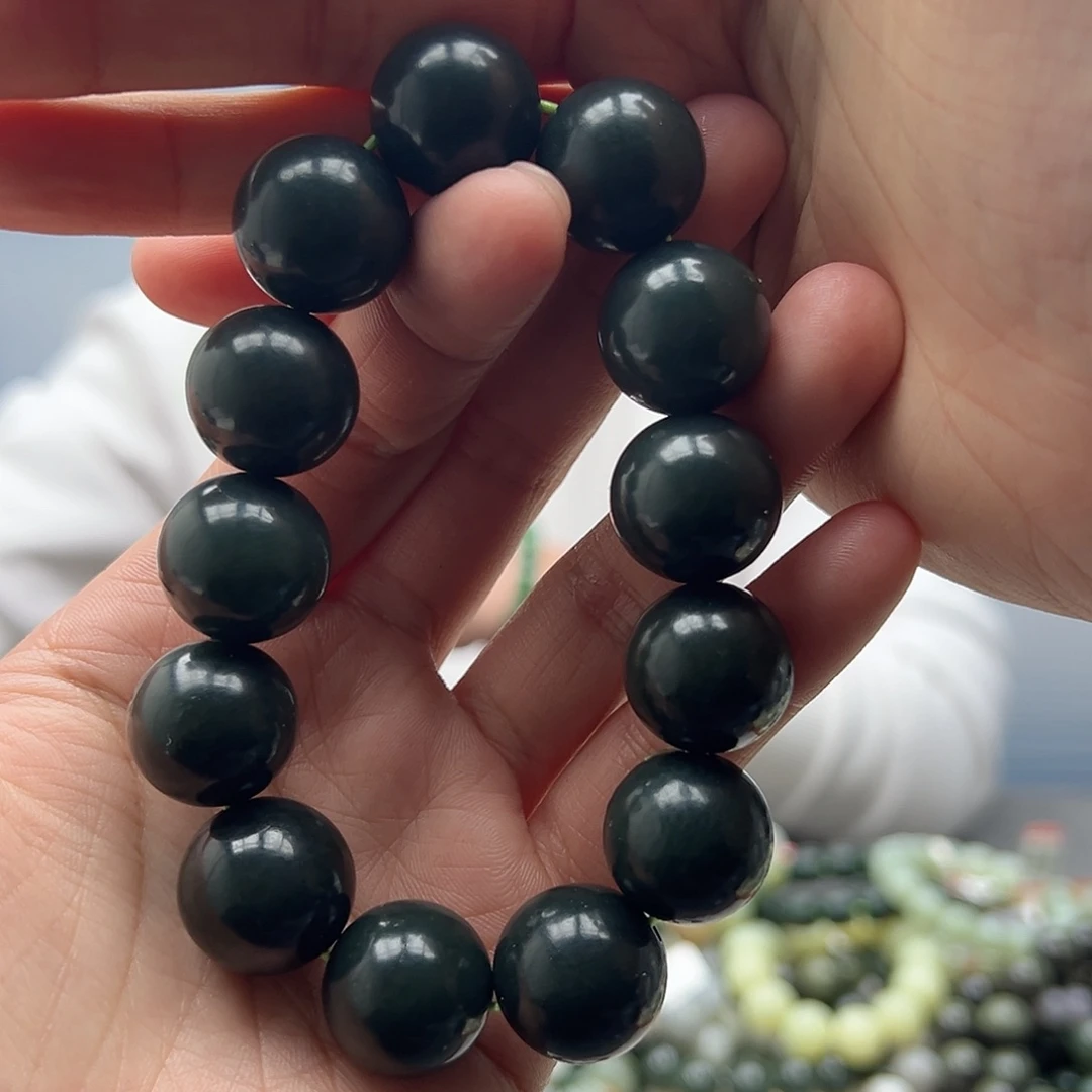 和田玉手串未镶嵌18且末