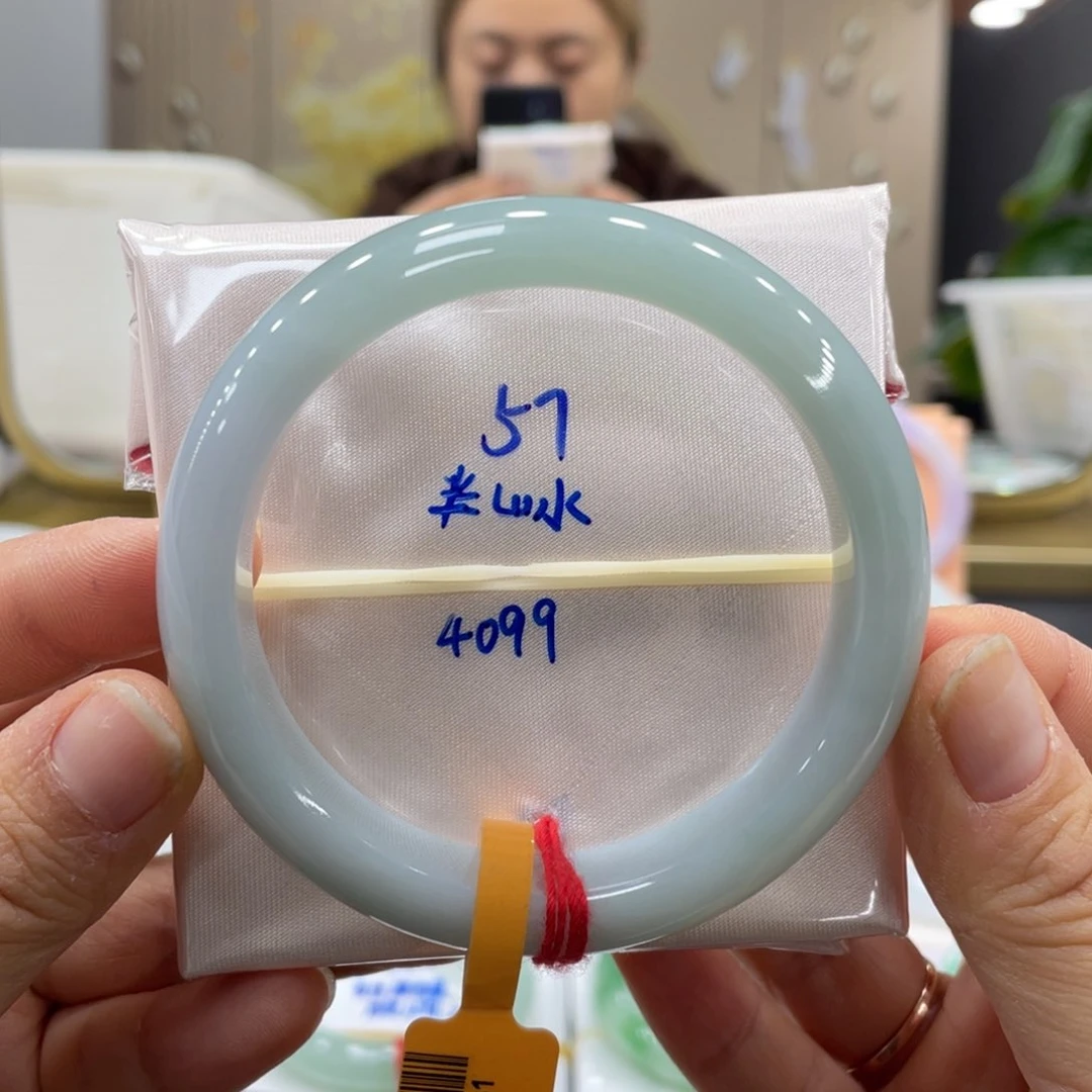 未镶嵌手镯翡翠翡翠