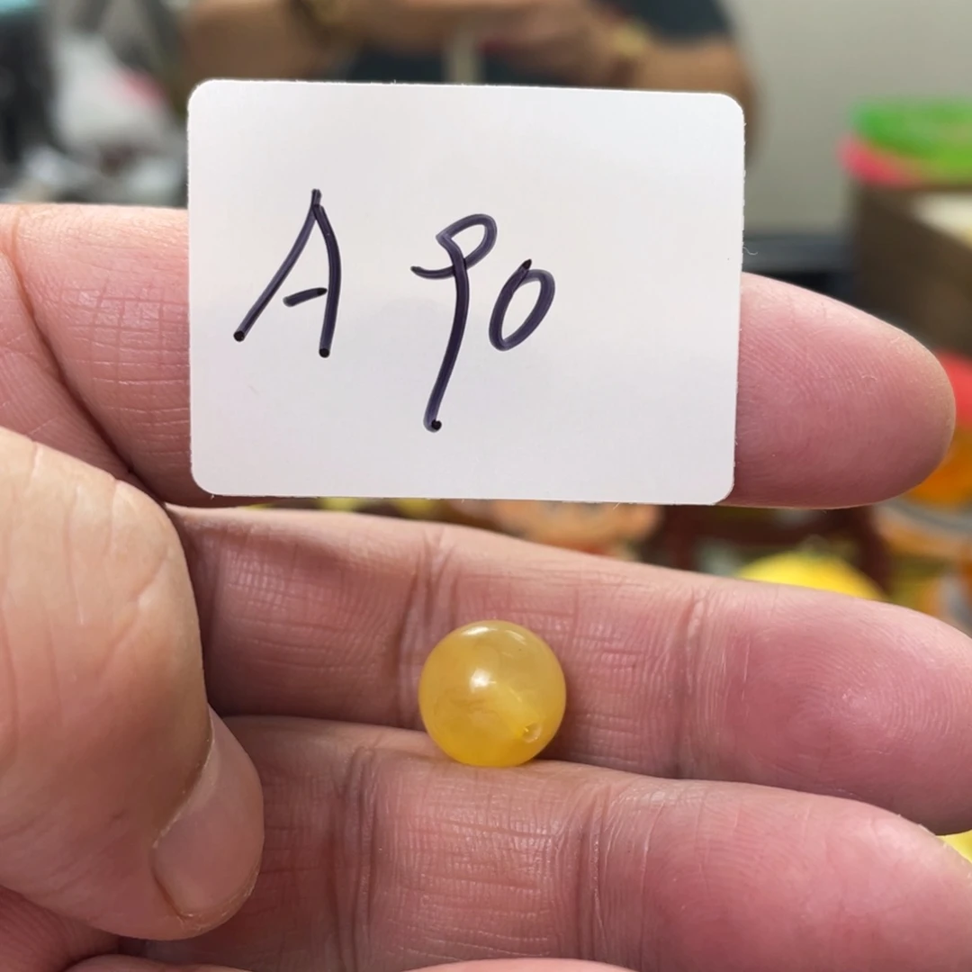 手链琥珀未镶嵌多样性发，发其中一件