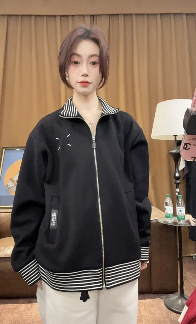 【周晚晚】2025秋冬时尚夹克拼接条纹设计外套