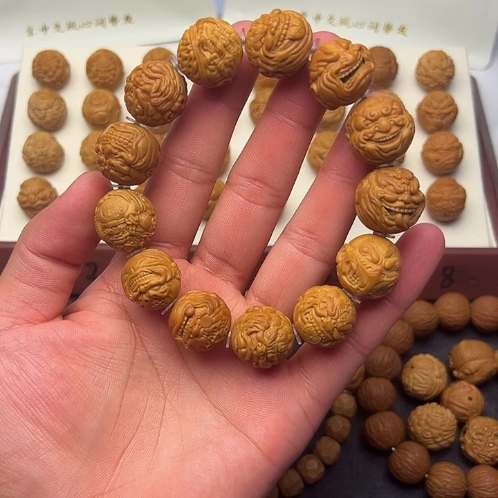 猴头核桃手串满贯