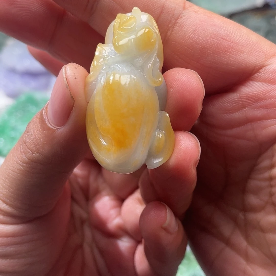 翡翠未镶嵌颈饰翡玉缘翡翠