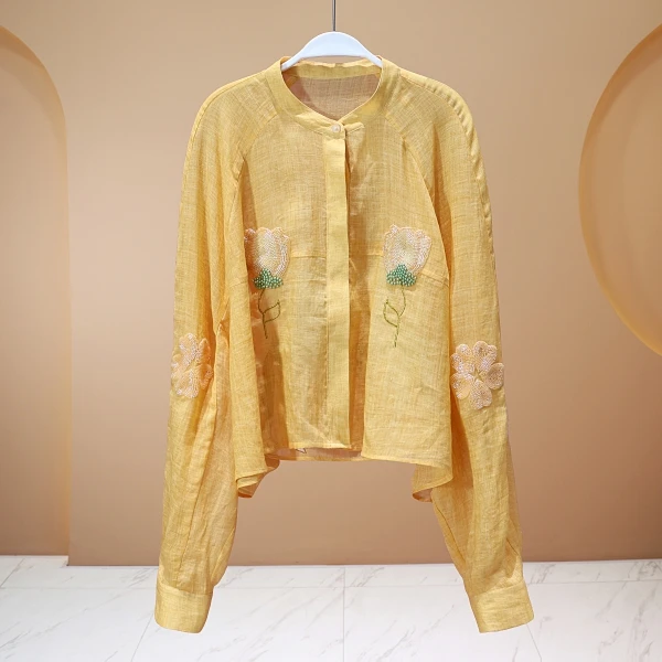 【程二女装】夏季轻薄杏黄色国风刺绣串珠棉麻纱休闲短款衬衫8015